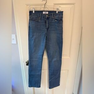 Women’s Denizen Levi Jeans